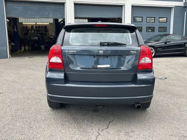 2008 Dodge Caliber R/T in Cars & Trucks in Calgary - Image 6