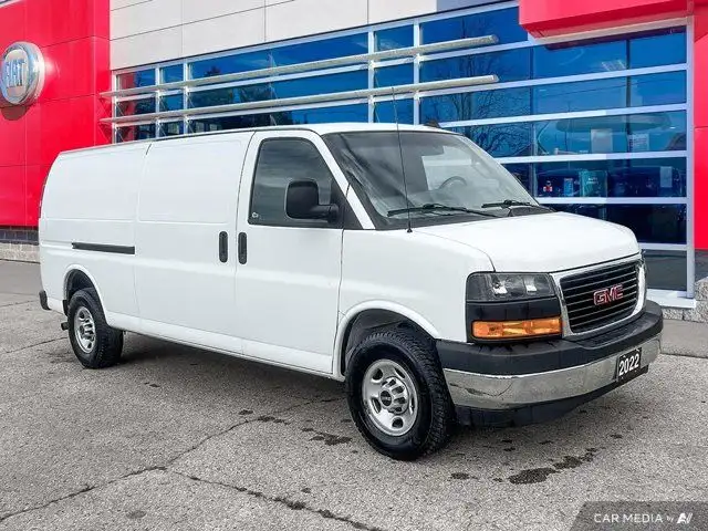 2022 GMC Savana Cargo Van CARGO | 6.6L V8 | A/C | Cruise | Park in Cars & Trucks in Guelph - Image 9