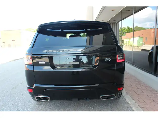 2019 Land Rover Range Rover Sport AUTOBIOGRAPHY - BLACK ON RED - dans Autos et camions dans Ville de Toronto - Image 29