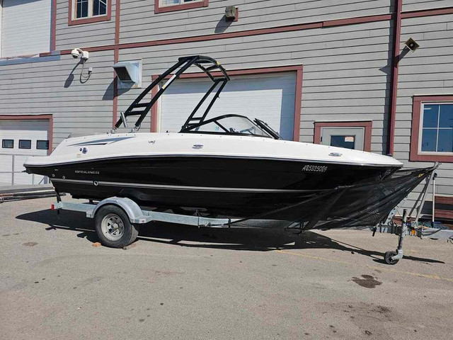  2016 Bayliner VR5 FINANCING AVAILABLE in Powerboats & Motorboats in Kelowna - Image 2