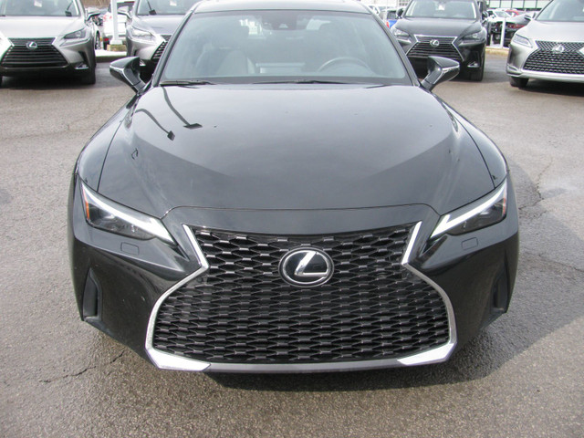 2022 Lexus IS 300 LUXURY / NAVIGATION / CUIR / BLUETOOTH / MAGS- in Cars & Trucks in Laval / North Shore - Image 4