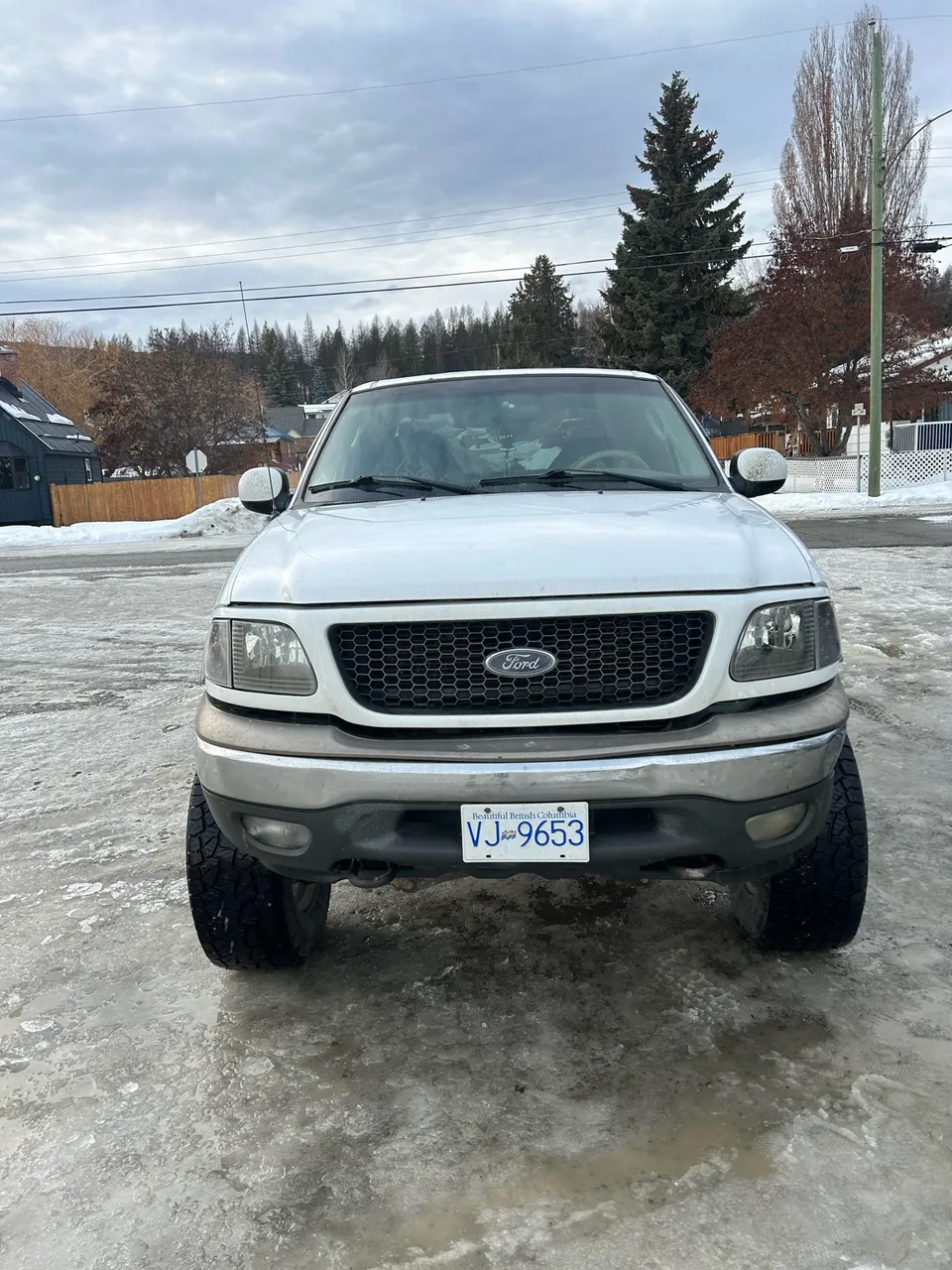 2003 Ford F 150 XLT 8000$ OBO