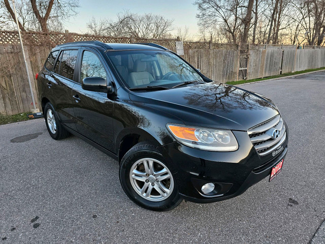 2012 Hyundai Santa Fe GL, ALLOY WHEELS, HEATED SEATS, KEYLESS EN in Cars & Trucks in Mississauga / Peel Region