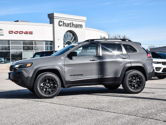 2023 Jeep Cherokee Trailhawk in Cars & Trucks in Chatham-Kent