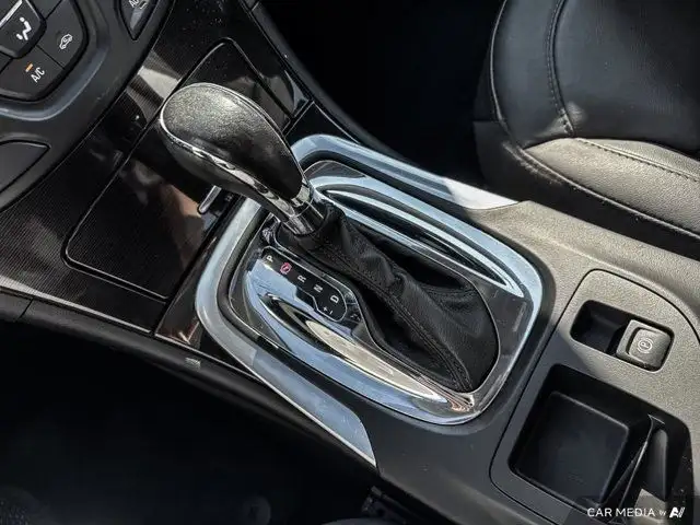 2016 Buick Regal REGAL | POWER MOONROOF | LEATHER FRONT in Cars & Trucks in Prince George - Image 20