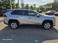 AUCUN DOSSIER DE DOMMAGE Ce Rav4 est équipé de : Bluetooth, Cruise, PRISE USB, sièges chauffants, AP... (image 6)