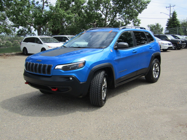2019 Jeep Cherokee TRAILHAWK-4X4 *FINANCING AVAILABLE* in Cars & Trucks in Calgary - Image 2