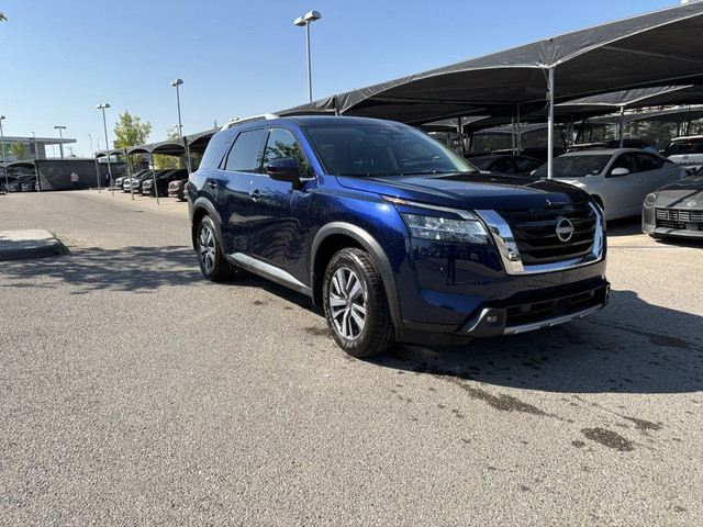2024 Nissan Pathfinder SL 4WD - 8 PASSENGER / LOW KMS in Cars & Trucks in Calgary - Image 3