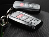 The 2022 Toyota Corolla SE combines sporty style with everyday practicality, delivering a fun-to-dri... (image 4)