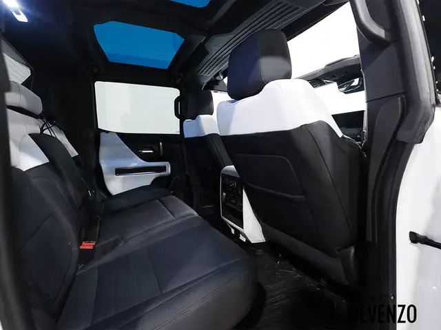 2023 GMC HUMMER EV Pickup e4WD FIRST EDITION Tri-Motors 1000HP in Cars & Trucks in Laval / North Shore - Image 16