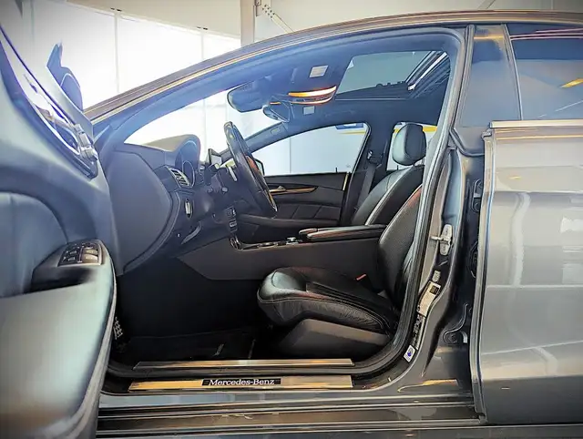2017 Mercedes-Benz CLS-Class CLS550 4MATIC in Cars & Trucks in City of Montréal - Image 13