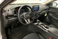 8 Inch Touchscreen,7 Inch Driver Assist Display,blind Spot Warning,lane Departure Warning,intelligen... (image 4)