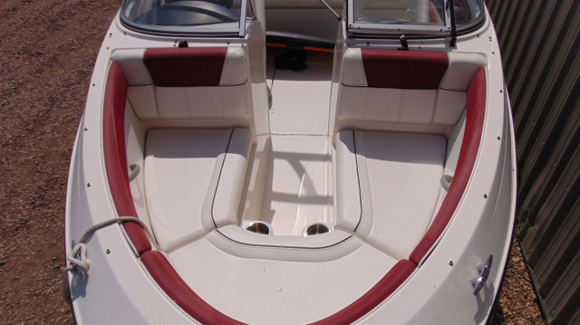 2014 Bayliner 185 in Powerboats & Motorboats in Red Deer - Image 4