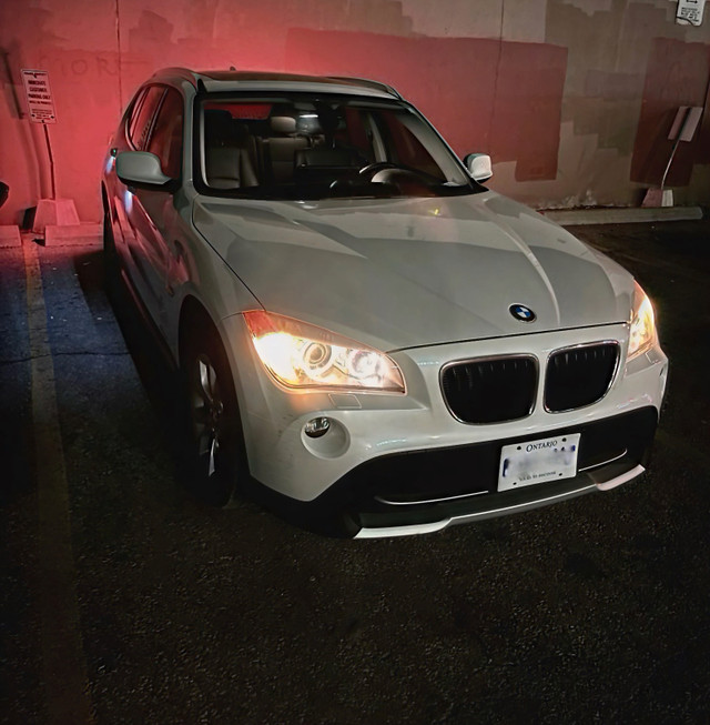 2012 BMW SUV X1 28i 4DR AWD in Cars & Trucks in City of Toronto - Image 2