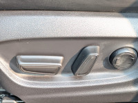 LOW KMS! HYBRID WITH LI-BATTERY, FULLY LOADED, LEATHER INTERIOR, POWER SEAT, HEATED SEATS, HEATED ST... (image 8)