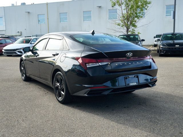 2021 Hyundai Elantra Preferred | Blindspot Monitor | Backup Cam in Cars & Trucks in Edmonton - Image 3
