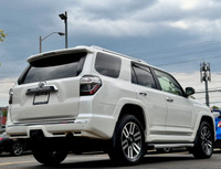 Toyota 4Runner Limited 4WD - B lizzard Pearl White Exterior on Black Interior - Carfax Verified - No... (image 4)