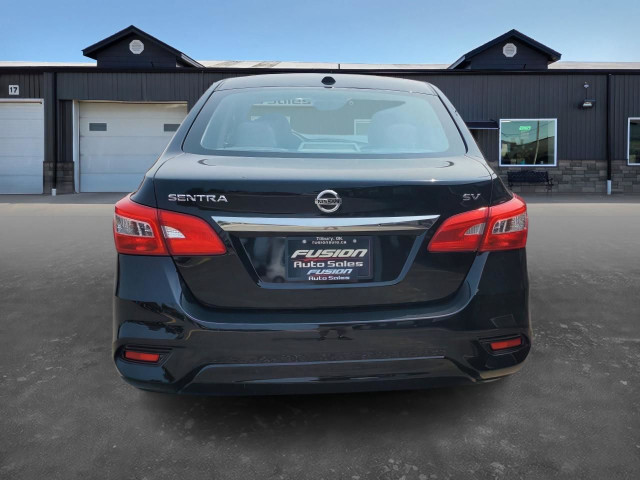 2019 Nissan Sentra SV-SUNROOF-HEATED SEATS-REAR CAMERA-BLUETOOTH in Cars & Trucks in Leamington - Image 4