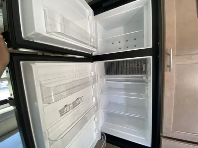 2022 Adventurer LP Class C Adventurer 19RD in RVs & Motorhomes in Edmonton - Image 15