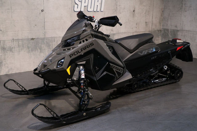 2024 Polaris 850 INDY VR1 137 ES SNOWCHECK in Snowmobiles in Laurentides - Image 2