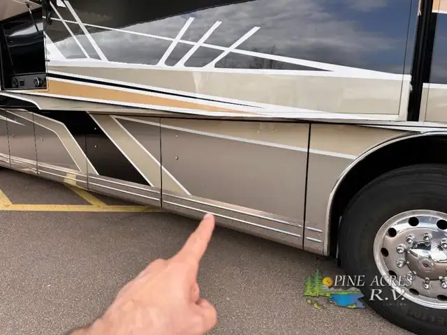 2023 Entegra Coach Cornerstone 45B 605 h.p. 26K Miles in RVs & Motorhomes in Moncton - Image 12