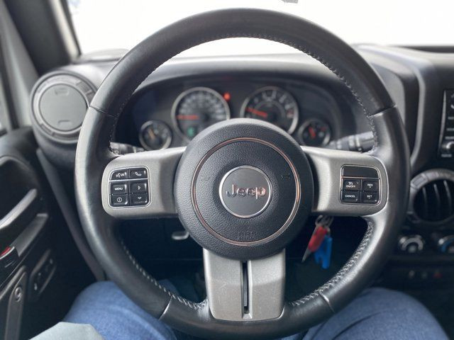 2017 Jeep Wrangler Unlimited Big Bear Nav|Cruise|Sirius in Cars & Trucks in Red Deer - Image 4