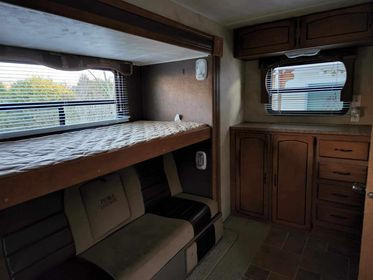 2012 ROULOTTE PUMA 29 PIED 2 SLIDE OUT , BUNK BED * 418-932-6595 in Travel Trailers & Campers in Québec City - Image 2