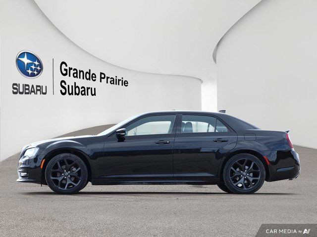 2022 Chrysler 300 300S in Cars & Trucks in Grande Prairie - Image 2