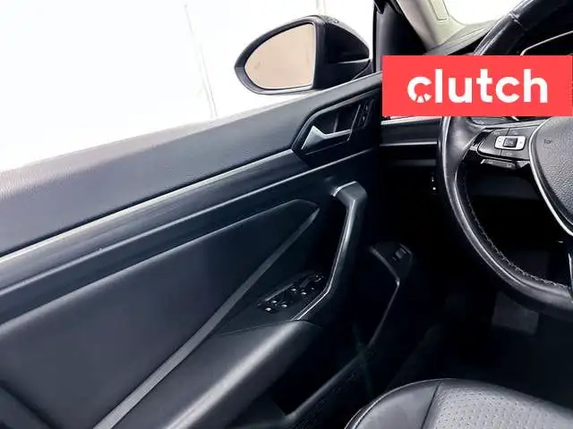 2019 Volkswagen Jetta Highline w/ Apple CarPlay, Heated Front Se in Cars & Trucks in City of Toronto - Image 27