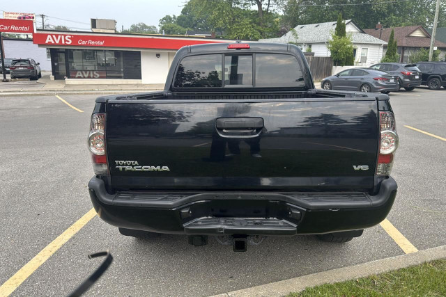 2014 Toyota Tacoma in Cars & Trucks in City of Toronto - Image 4