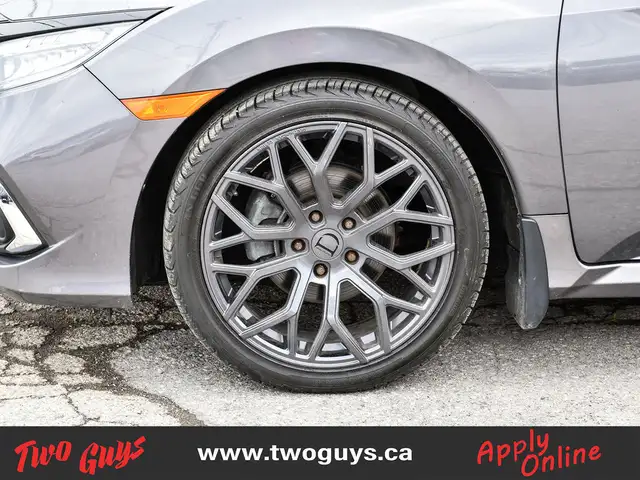 2019 Honda Civic Sedan Touring | Auto | Leather | Sunroof | Nav  in Cars & Trucks in St. Catharines - Image 6