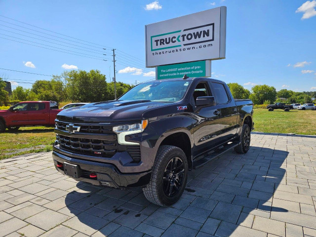 2022 Chevrolet Silverado 1500 in Cars & Trucks in Ottawa