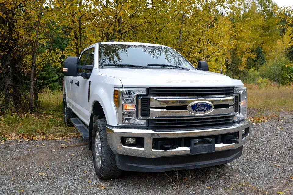 2019 FORD F-350 SD XLT CREW CAB 4WD