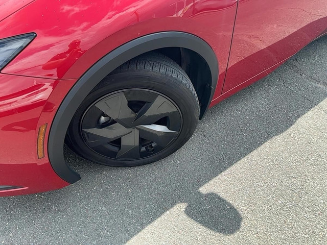 Toyota Prius Prime SE AC VITRES CRUISE 2023 à vendre in Cars & Trucks in Granby - Image 2