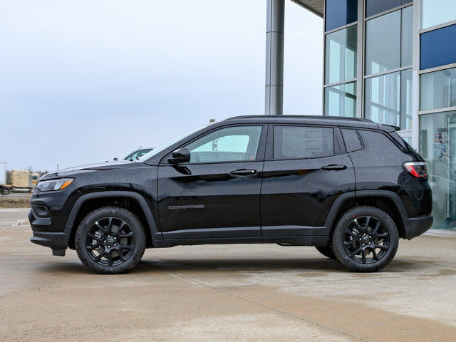 2025 Jeep Compass Altitude in Cars & Trucks in Barrie - Image 4