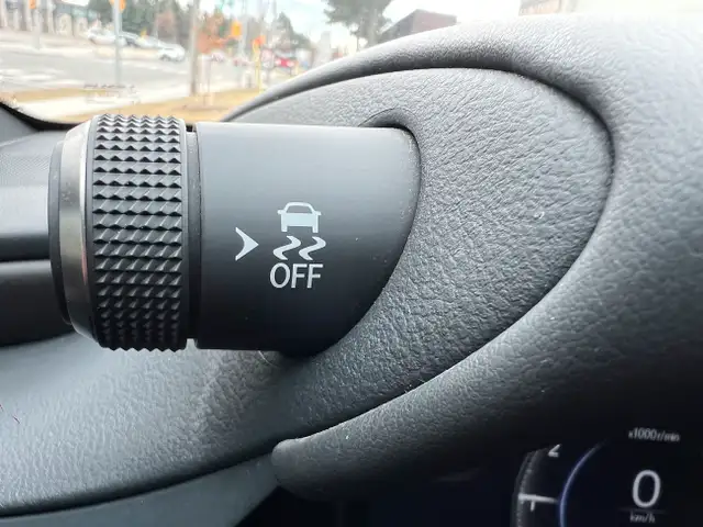 2022 Lexus ES 300h HYBRID REAR VIEW CAMERA SUNROOF NAVI BSM LKA in Cars & Trucks in City of Toronto - Image 32