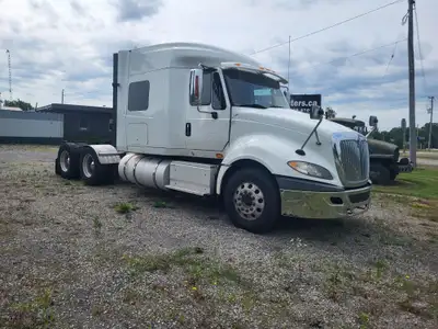 2017 International Prostar, 609945kms, Cummins ISX-15, Eaton Ultrashift 13spd automatic. Wabaso heat...