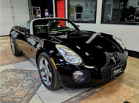 All vehicles come with a full vehicle History Report, ask to see it! 2007 Pontiac Solstice GXPExcell... (image 4)