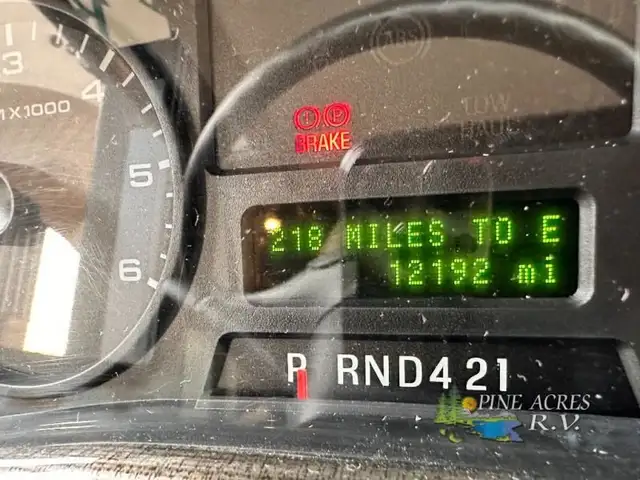 2020 Thor Motor Coach Challenger 37YT Washer & Dryer 12 k Miles in RVs & Motorhomes in Moncton - Image 47