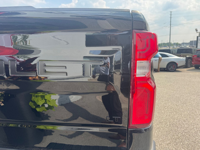 2021 Chevrolet Silverado 1500 LT Trail Boss in Cars & Trucks in Markham / York Region - Image 3