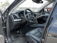 Elegance meets everyday capability. The 2020 Volvo XC90 Momentum T6 AWD isn't just an SUV; it's a sa... (image 7)