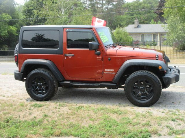 2014 Jeep Wrangler Sport 4WD in Cars & Trucks in Oshawa / Durham Region - Image 4