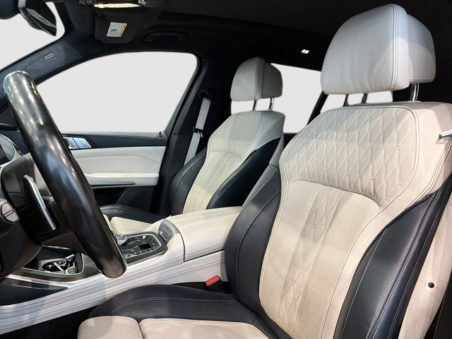 2019 BMW X7 XDrive 50i Amazing value! No accidents! in Cars & Trucks in Calgary - Image 3
