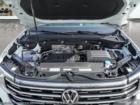 This Volkswagen Atlas boasts a Intercooled Turbo Regular Unleaded I-4 2.0 L/121 engine powering this... (image 6)