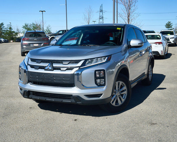 2021 Mitsubishi RVR SE | Heated Seats | Apple CarPlay in Cars & Trucks in Edmonton