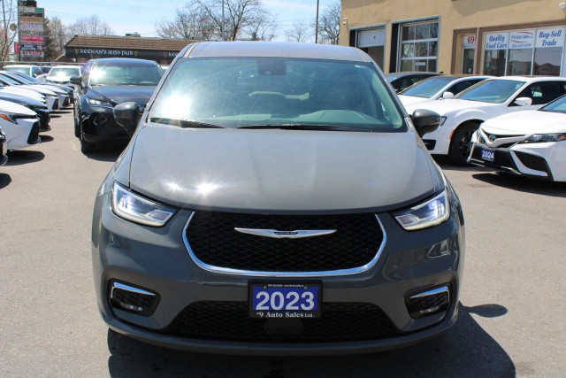 2023 Chrysler Pacifica Touring L in Cars & Trucks in Mississauga / Peel Region - Image 2