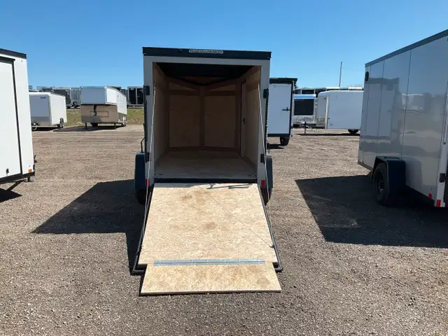 2025 Cross Trailers 5x10 Plus Slant Wedge Nose Alpha SA Enclosed in Cargo & Utility Trailers in Oakville / Halton Region - Image 9