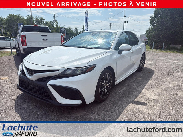 Toyota Camry SE Auto 2024 à vendre in Cars & Trucks in Laurentides