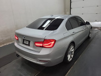 2016 BMW 328I X-DRIVE CARFAX VERIFIED, CLEAN TITLE 204,684 KM HIGHWAY DRIVEN AUTOMATIC TRANSMISSION... (image 3)