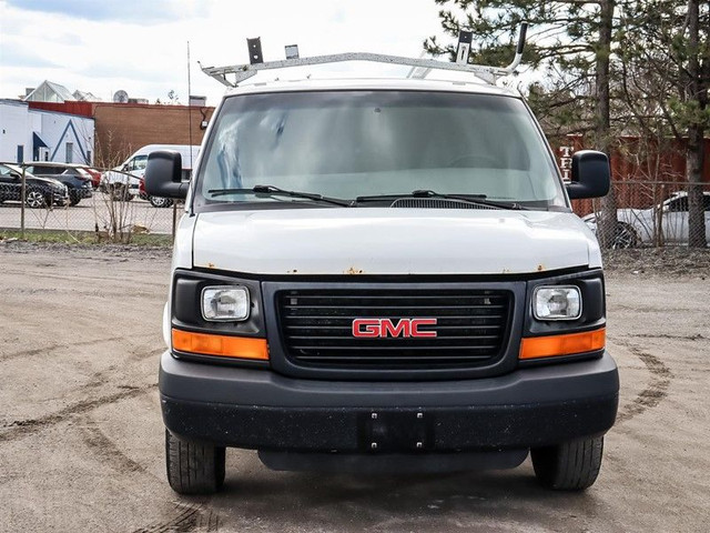 2015 GMC Savana 2500 RWD 2500 135" in Cars & Trucks in Markham / York Region - Image 3